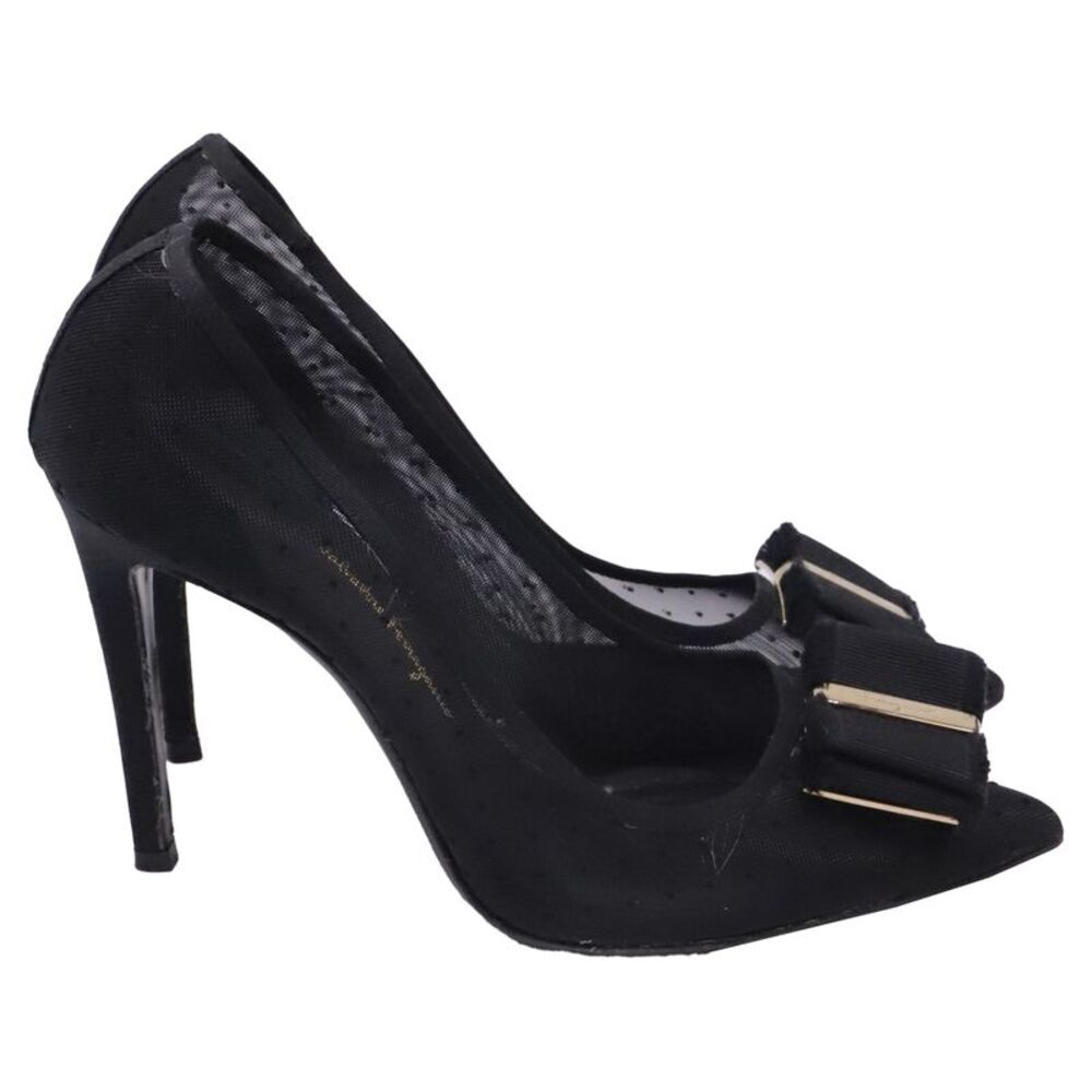 Salvatore Ferragamo Vara Bow Accent Mesh Pumps in Black Polyester